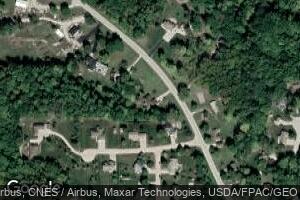 909 12th St, Rapids City, IL 61278