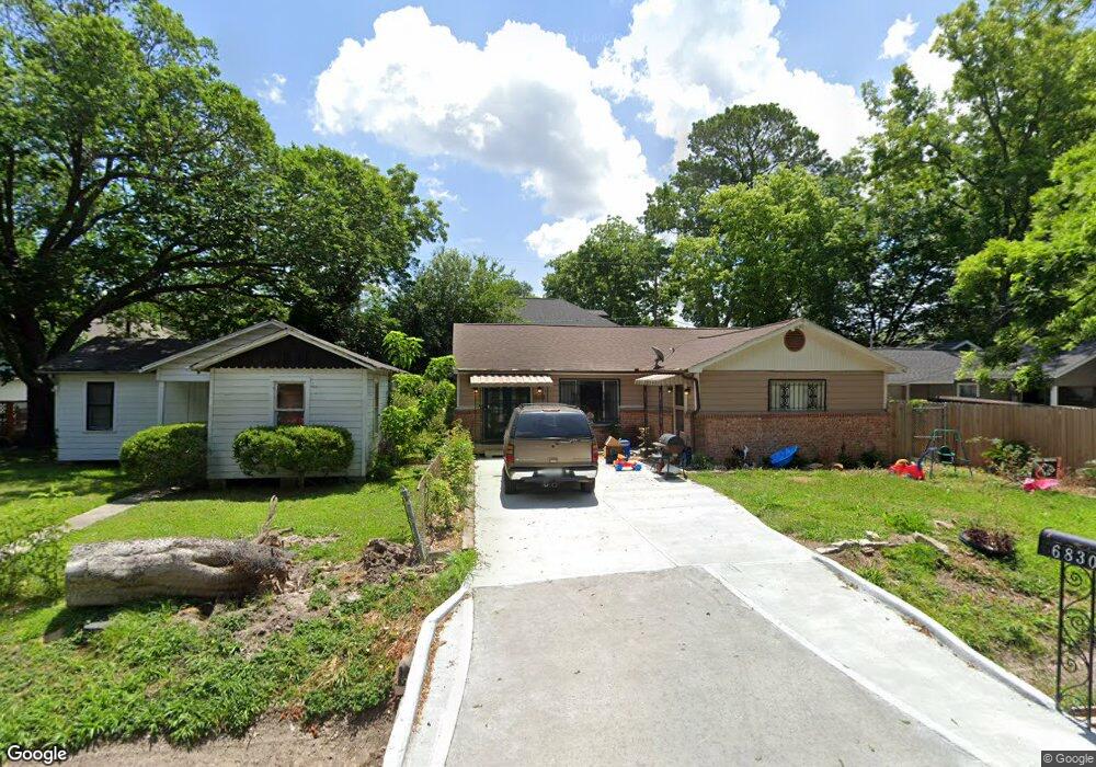6830 Greenhurst St, Houston, TX 77091 - photo 1