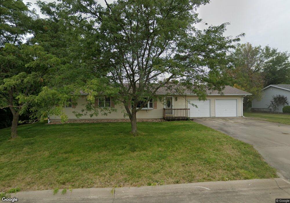 310 W Easy St, Wayland, IA 52654 - photo 1