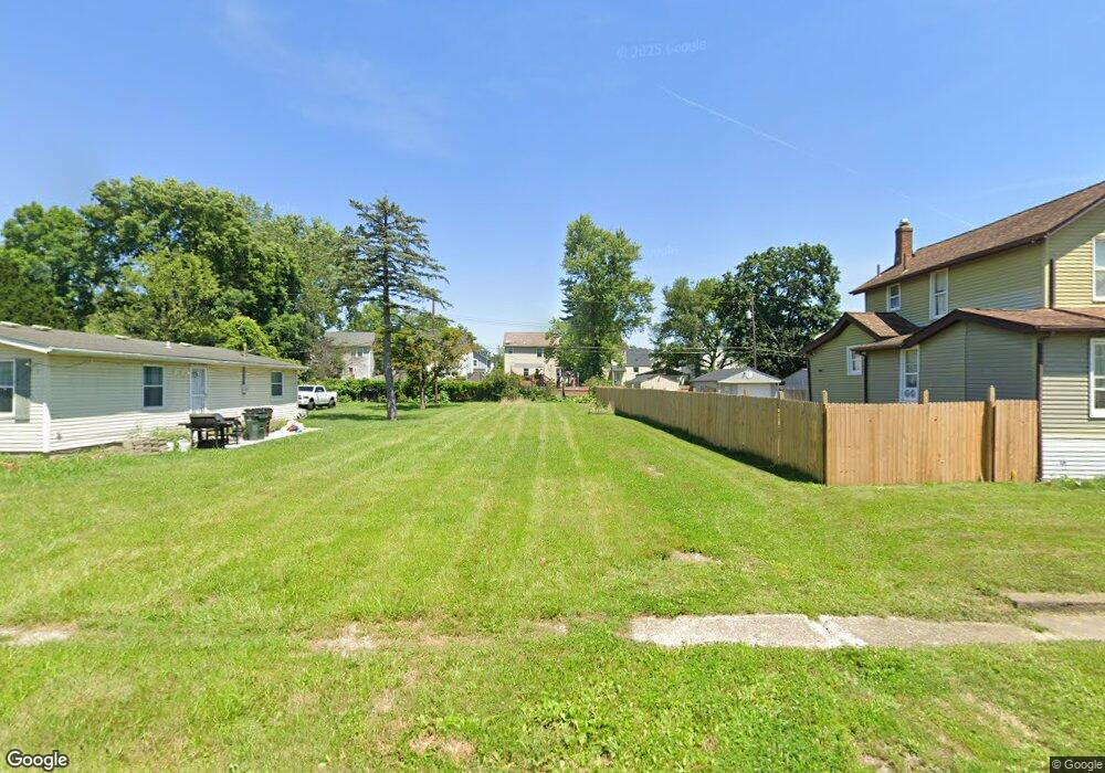 2124 Earl Ave, Columbus, OH 43211 - photo 1