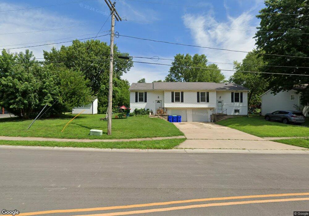 13414 W 61st St, Shawnee, KS 66216 - photo 1