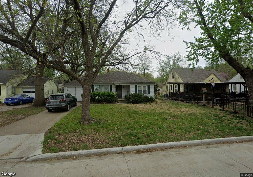 3123 SW Munson Ave, Topeka, KS 66604 - photo 1