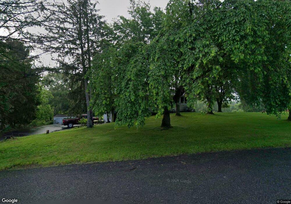 1538 Lakeside Rd, Pennsburg, PA 18073 - photo 1