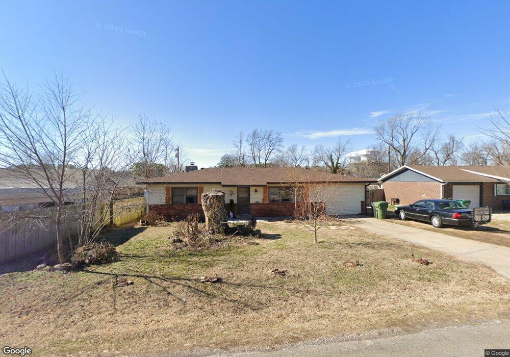 1826 Craig Cir, Rogers, AR 72758 - photo 1
