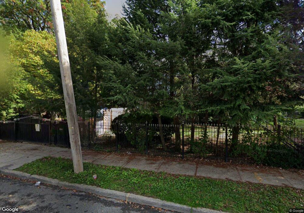 631 Clifton Ave unit 39, Newark, NJ 07104 - photo 1