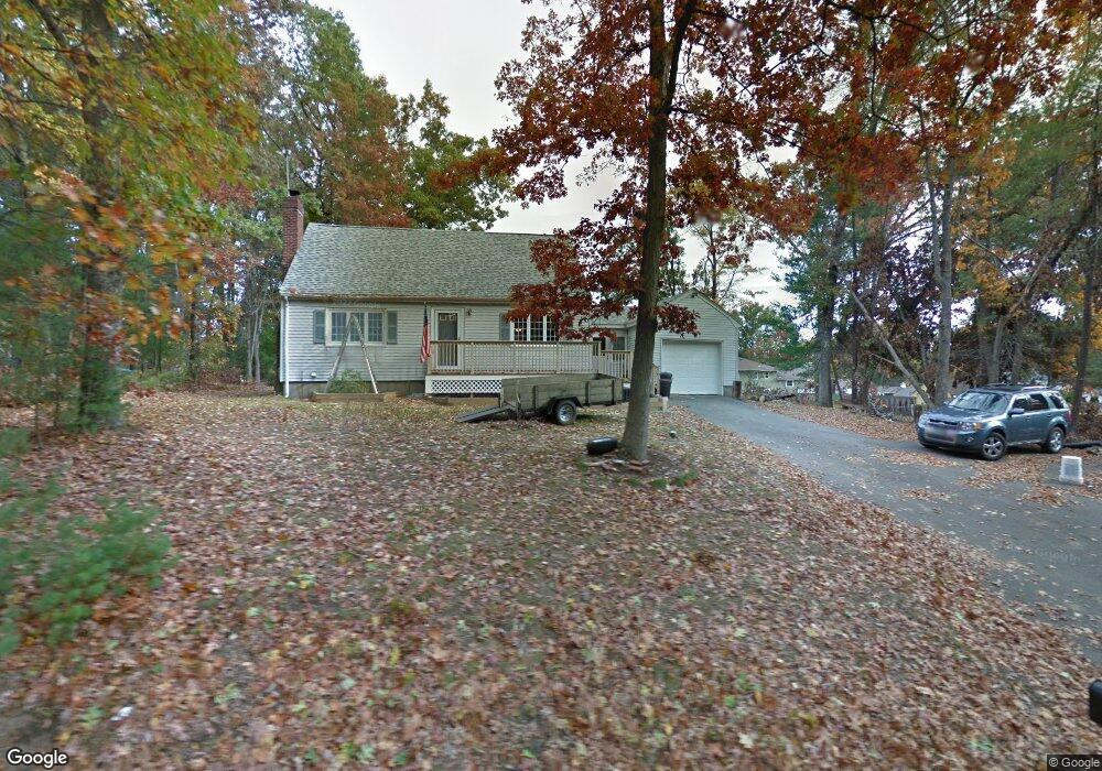 106 Forrest St, Plaistow, NH 03865 - photo 1