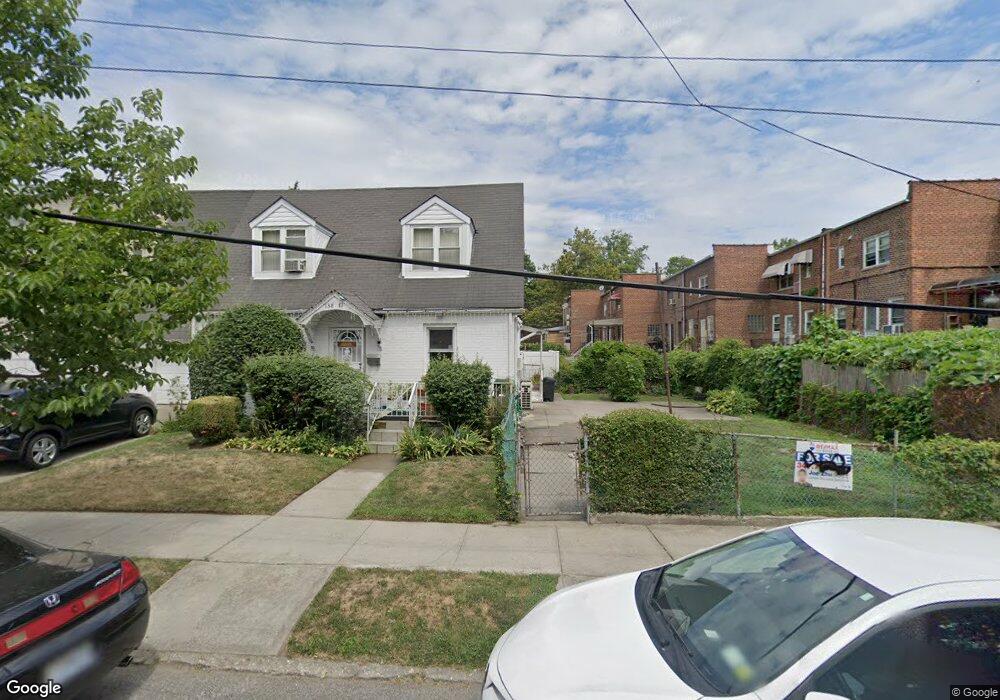 13873 63rd Ave, Flushing, NY 11367 - photo 1