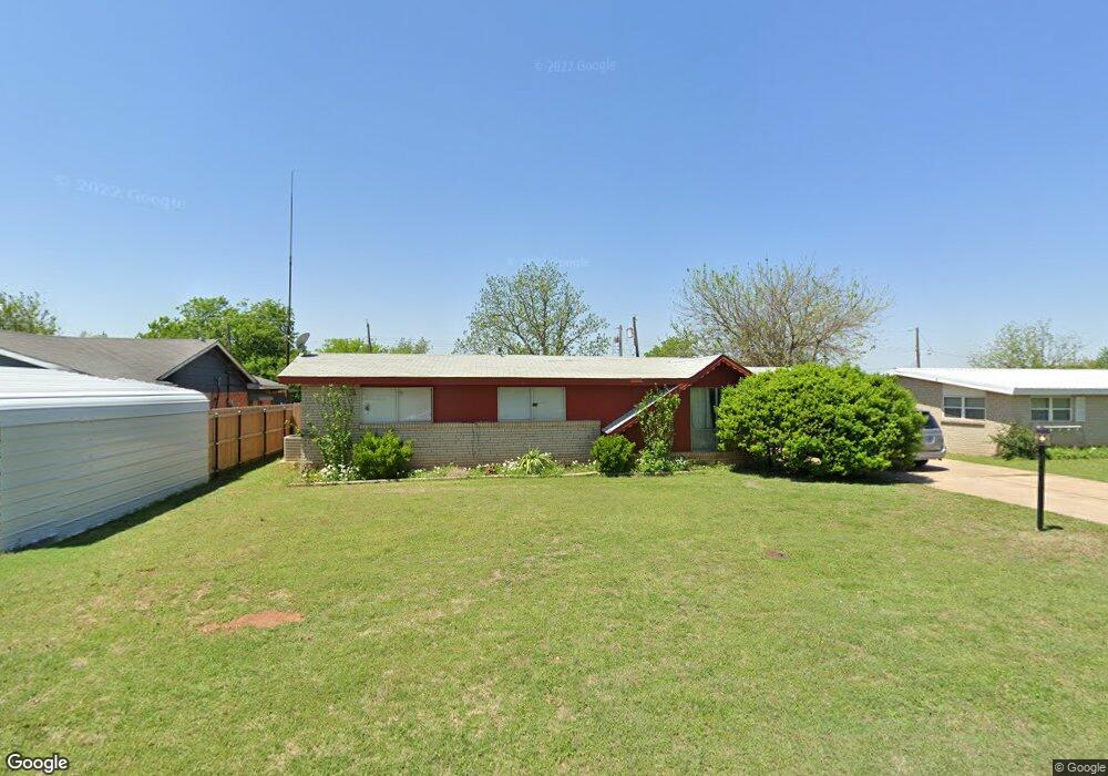 1015 Devonwood Ave, Duncan, OK 73533 - photo 1