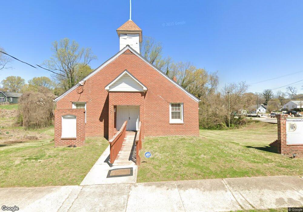 1131 E Twenty First St, Winston Salem, NC 27101 - photo 1