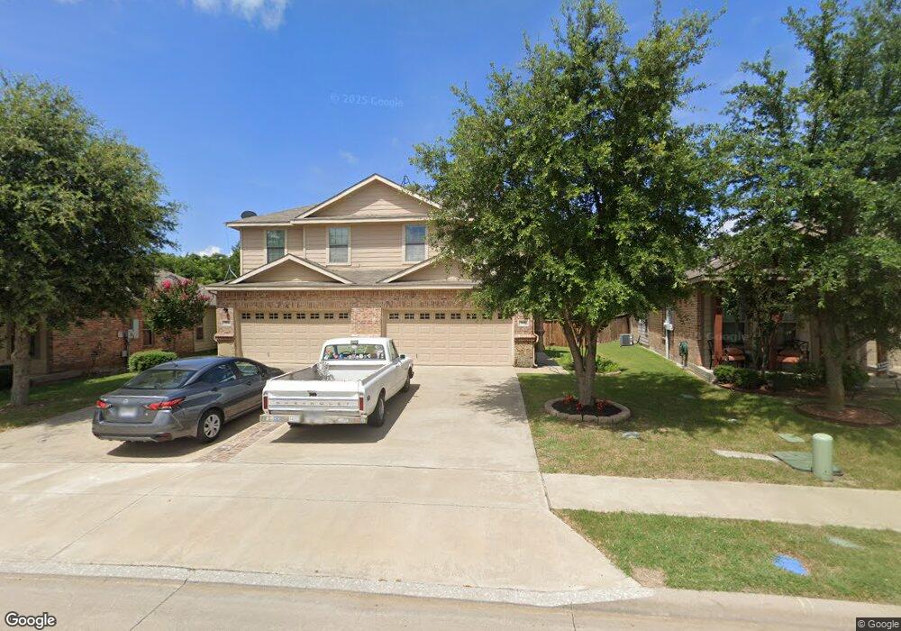 309 Orbit Dr, Lavon, TX 75166 - photo 1