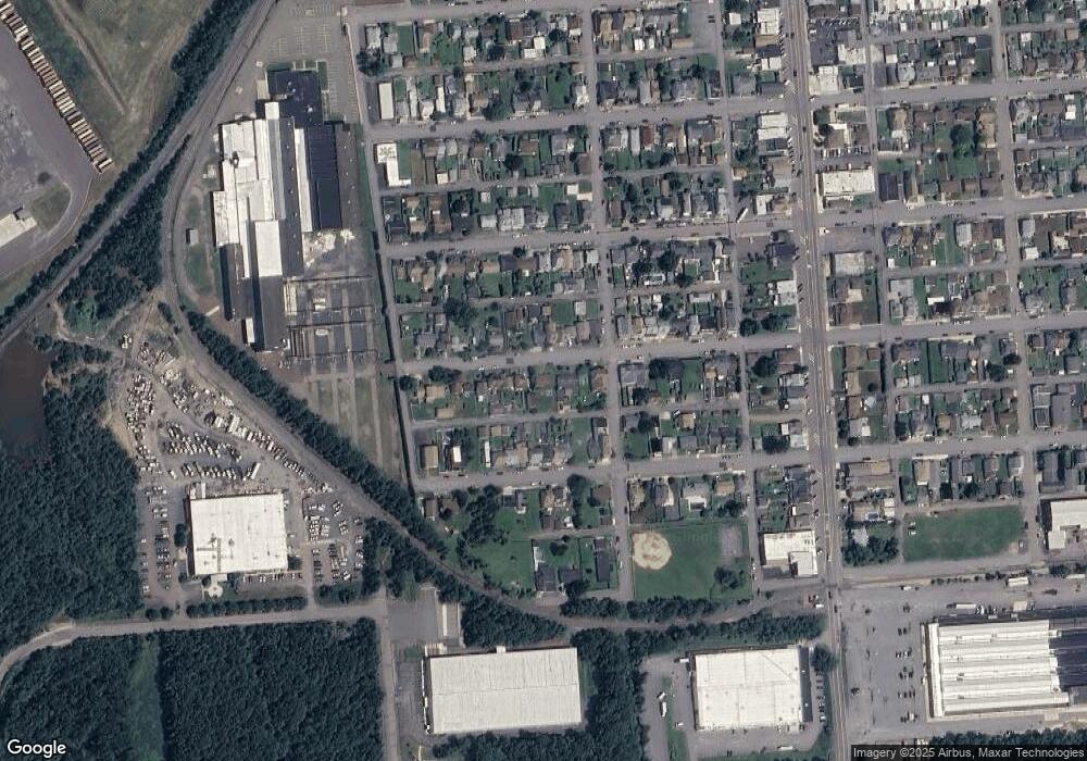 158 Thirwell Ave, Hazleton, PA 18201 - photo 1