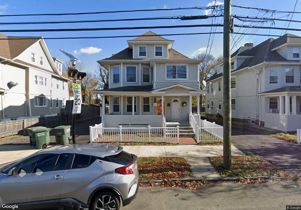 362 Union Ave unit 362, Bridgeport, CT 06607 - photo 1