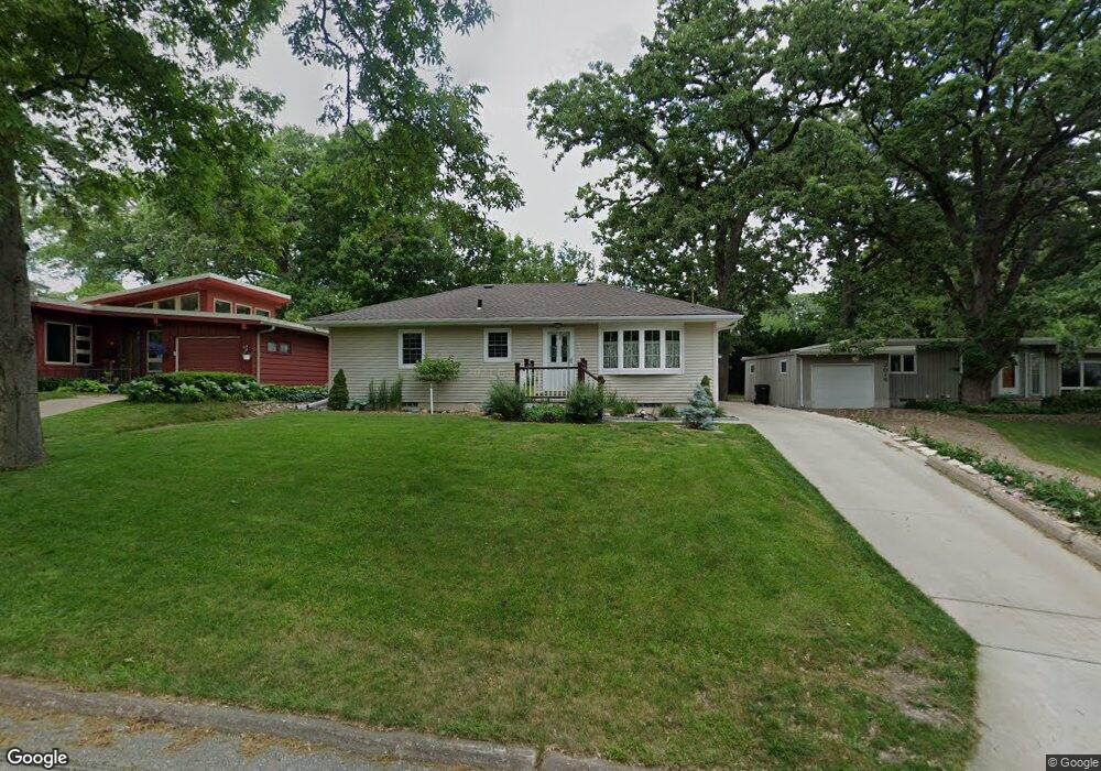 2012 Oak Ave, Cedar Falls, IA 50613 - photo 1