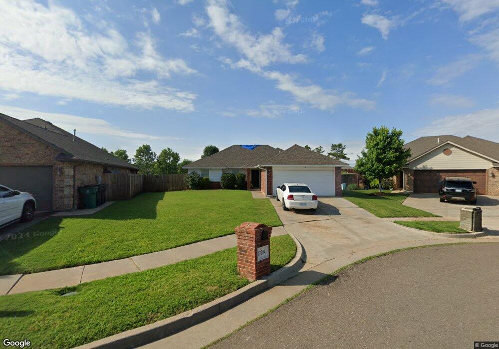 17504 Red Tailed Hawk Way, Edmond, OK 73012 - photo 1
