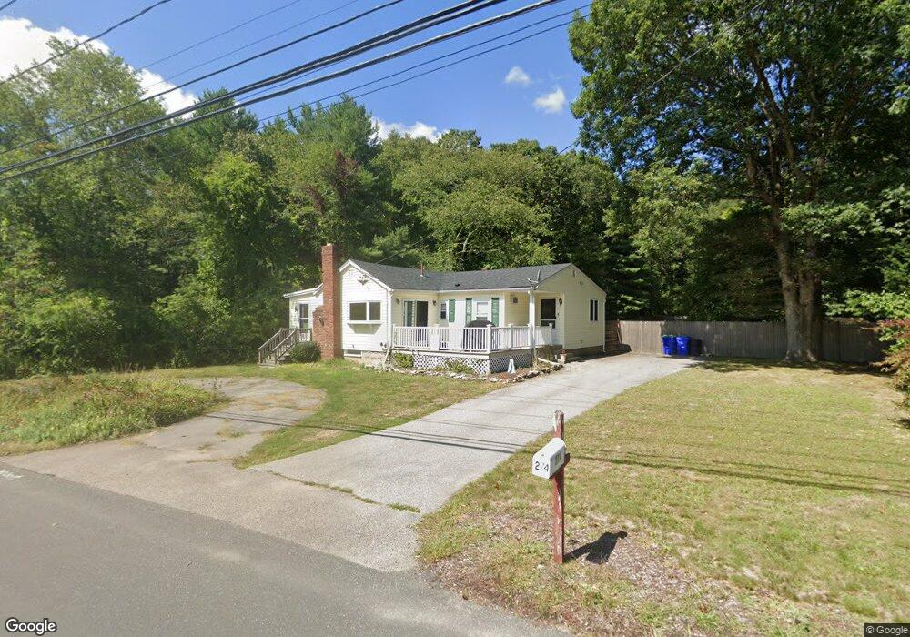 274 Forest St, Rockland, MA 02370 - photo 1