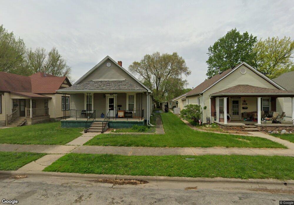 323 S Hamilton St, Lincoln, IL 62656 - photo 1