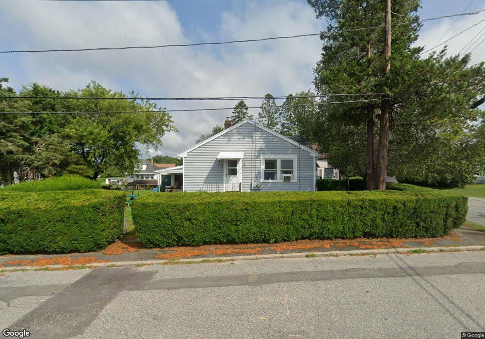 38 Howland St, South Dartmouth, MA 02748 - photo 1