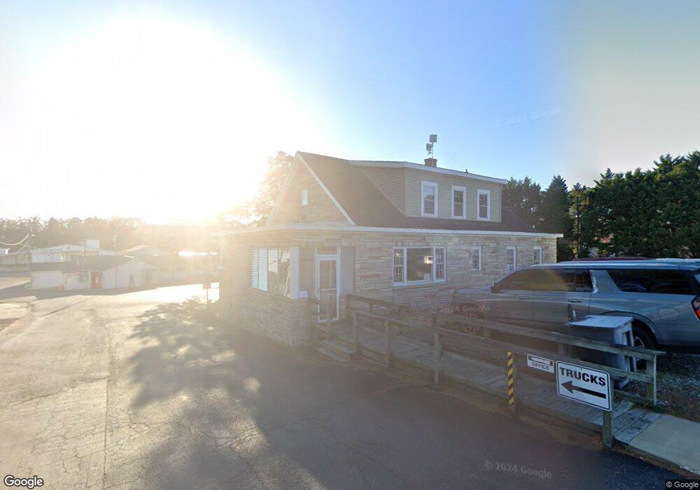 78 Shipyard Ln, Weems, VA 22576 - photo 1