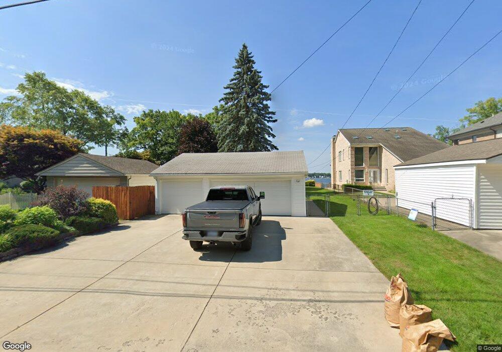 7343 Locklin, West Bloomfield, MI 48324 - photo 1