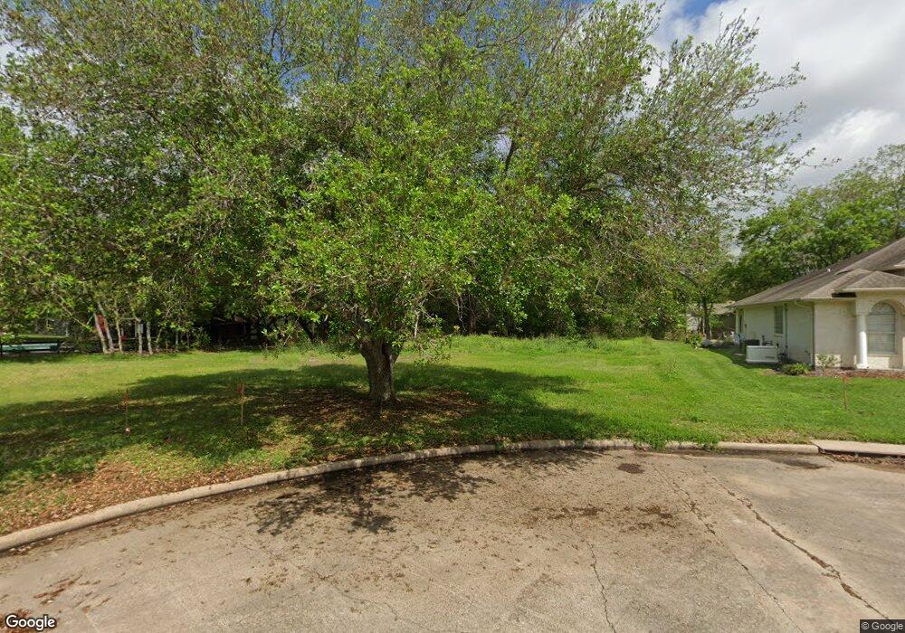 4 Stoney Brook Ln, Bay City, TX 77414 - photo 1