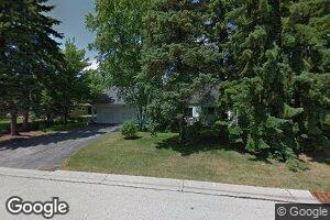 530 W Luebbe Ln, Milwaukee, WI 53217