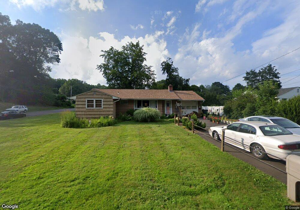 35 Bear Path Rd, Hamden, CT 06514 - photo 1