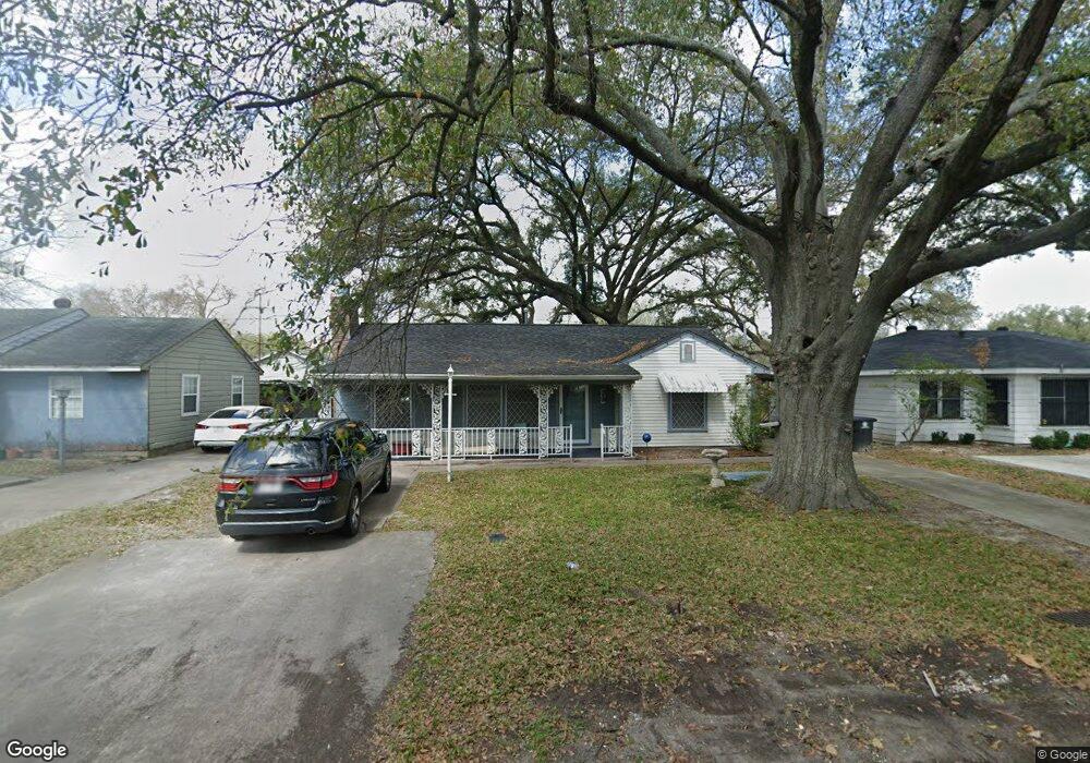 39 Wellford St, Houston, TX 77022 - photo 1