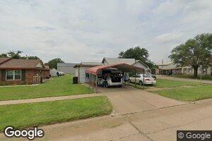 222 N 6th St, Thomas, OK 73669