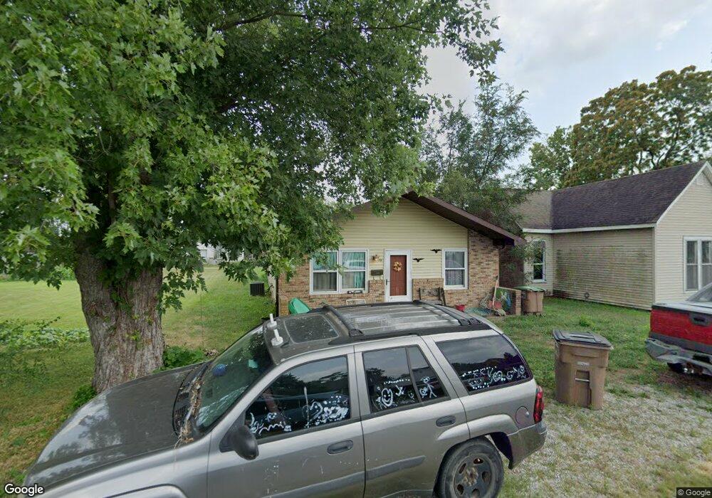 151 Cleveland St, Columbus, IN 47201 - photo 1