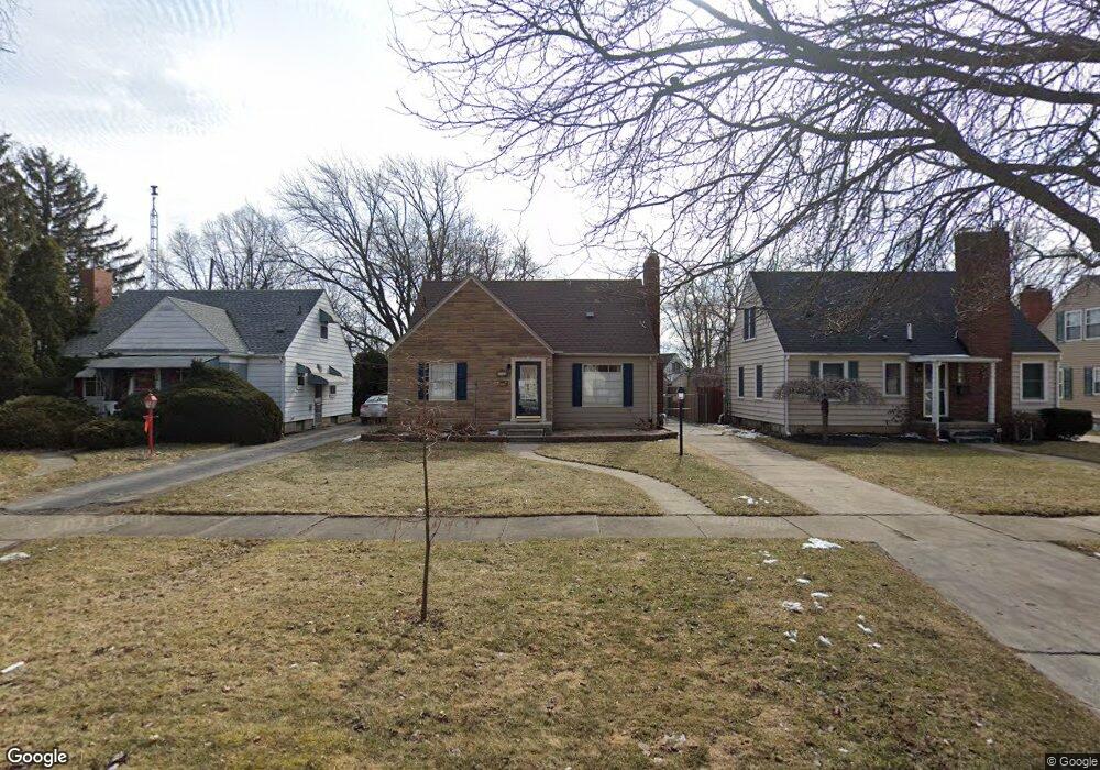 139 Commonwealth Ave, Flint, MI 48503 - photo 1