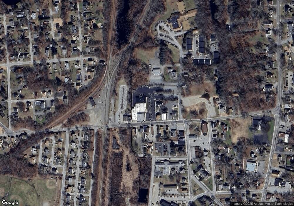 36 Railroad Ave, Plainfield, CT 06374 - photo 1