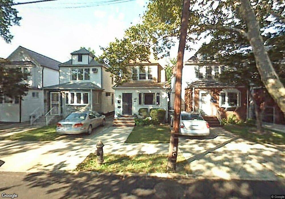 6839 Loubet St, Forest Hills, NY 11375 - photo 1