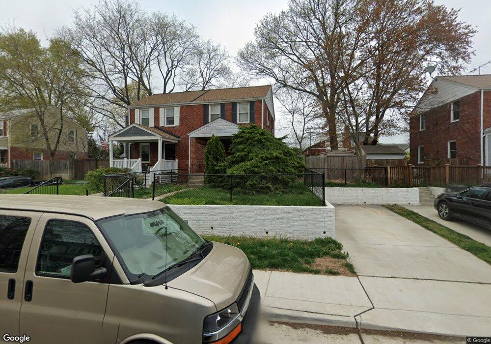 2704 Albemarle Dr, Alexandria, VA 22303 - photo 1