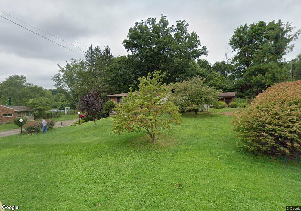 923 Thomas 84 Rd, Eighty Four, PA 15330 - photo 1