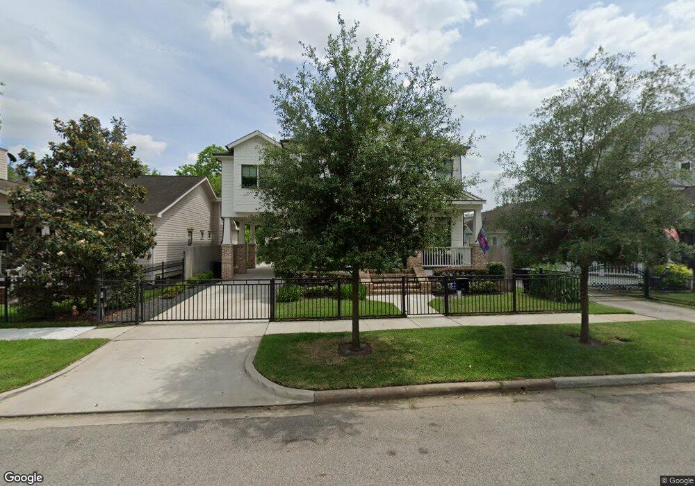 736 E 7th 1/2 St, Houston, TX 77007 - photo 1