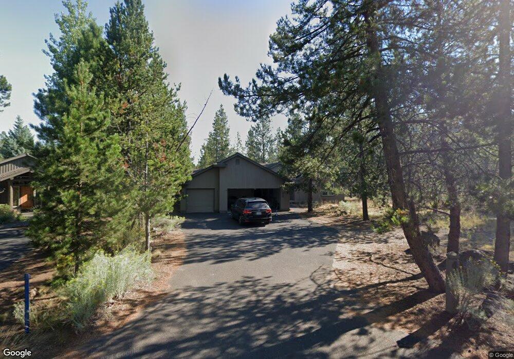57629 Red Cedar Ln, Sunriver, OR 97707 - photo 1
