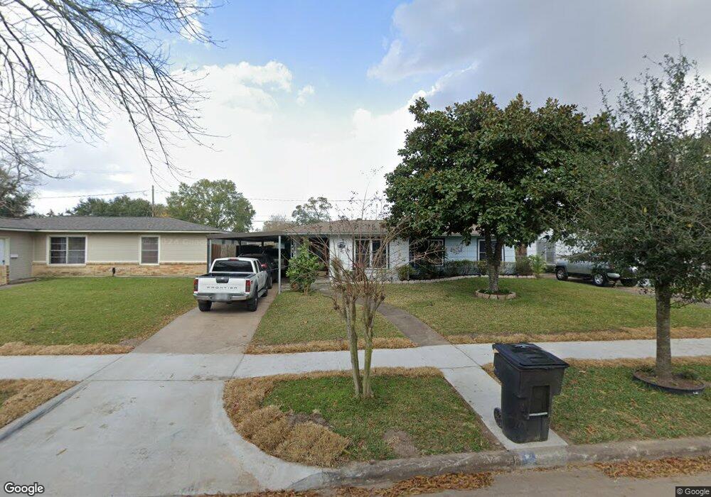 7647 Hereford St, Houston, TX 77087 - photo 1