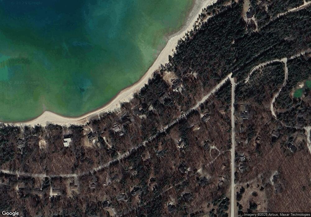 12641 Pa Be Shan Ln unit PVT, Charlevoix, MI 49720 - photo 1