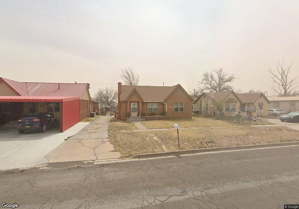 209 W Scharbauer St, Hobbs, NM 88240 - photo 1