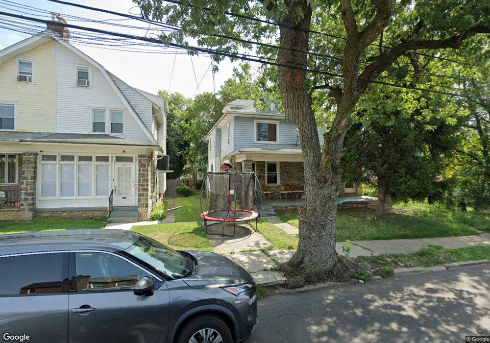 431 Holly Rd, Lansdowne, PA 19050 - photo 1