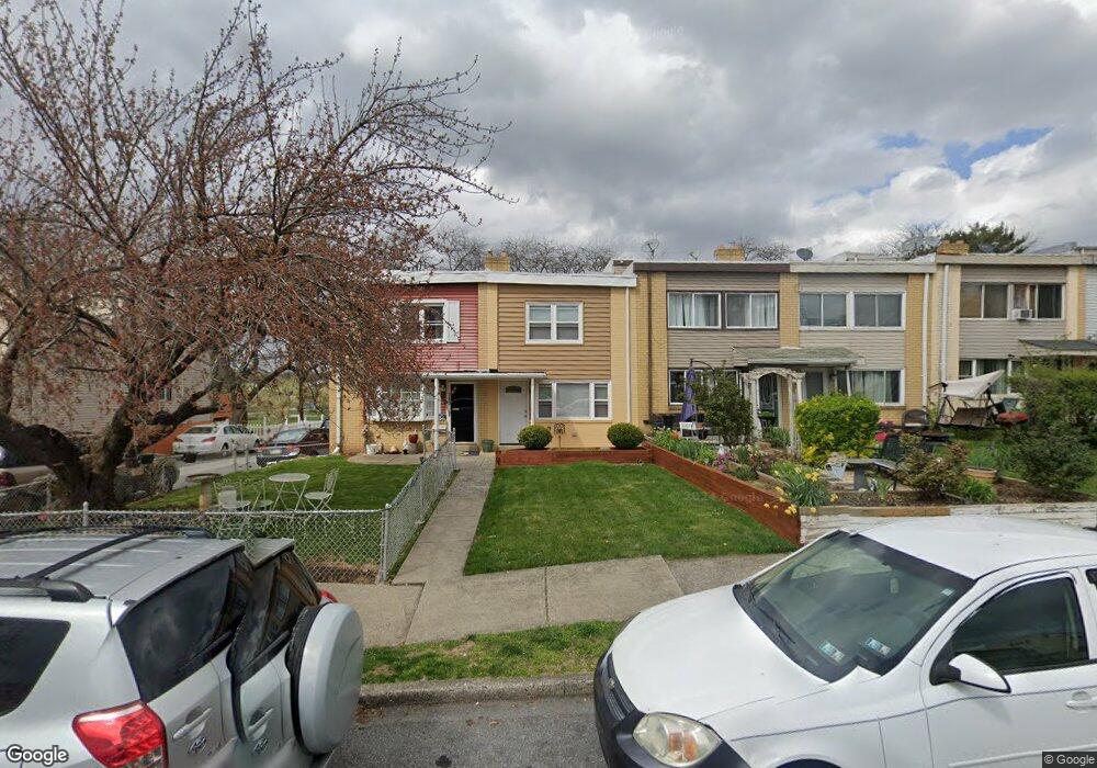 741 Mohawk St, Allentown, PA 18103 - photo 1