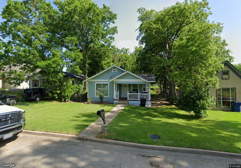 507 W Bond St, Denison, TX 75020 - photo 1