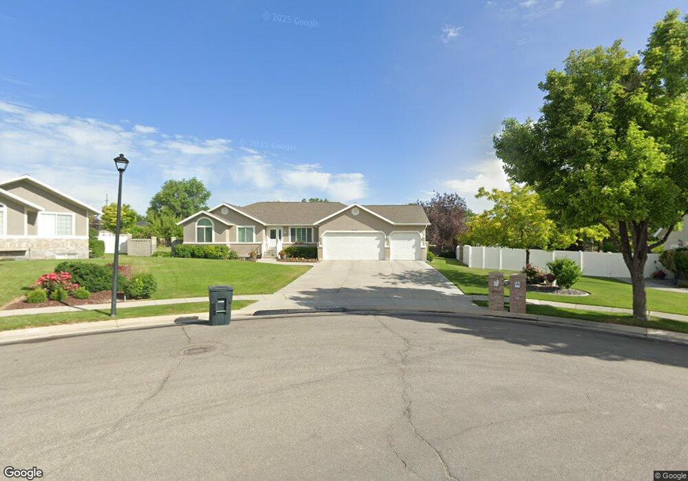 9422 Heather Brae Ct, South Jordan, UT 84095 - photo 1