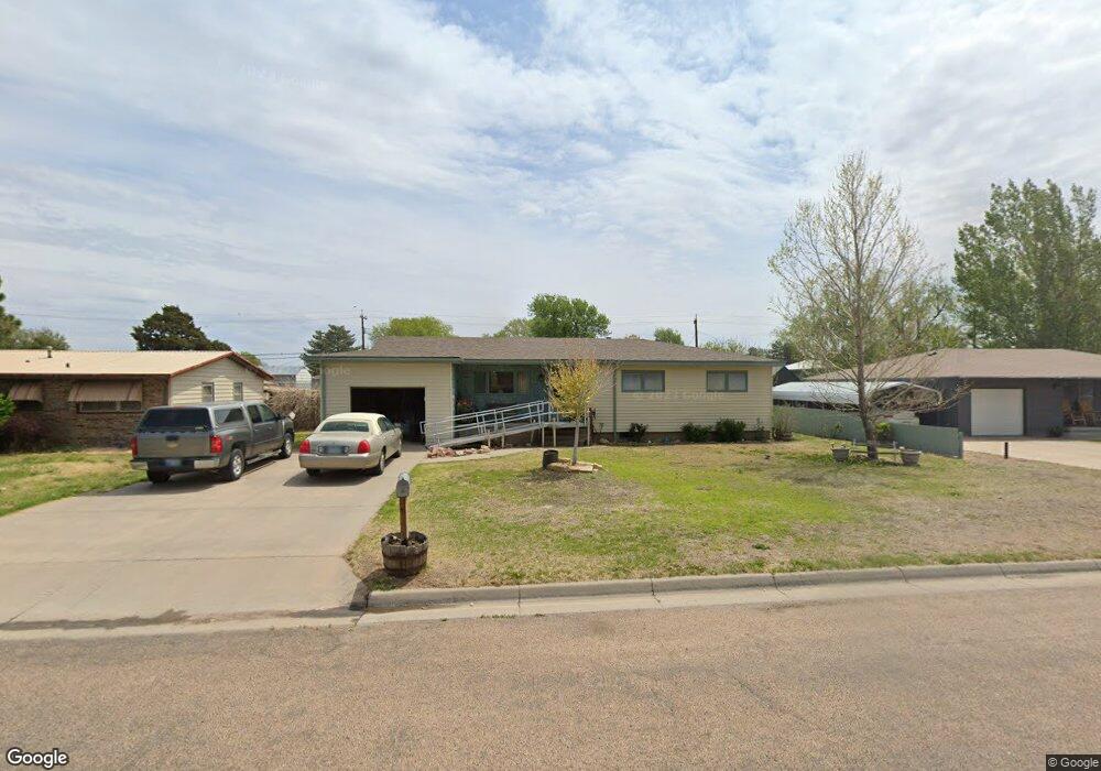 1202 S Jefferson St, Hugoton, KS 67951 - photo 1