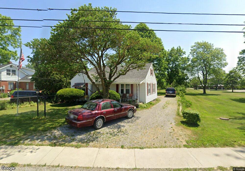 959 Alhambra Ave, Frankfort, IN 46041 - photo 1