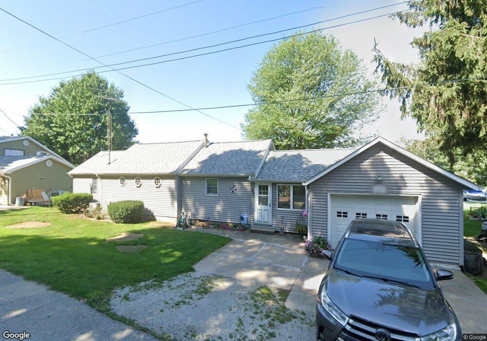 149 Dogwood Dr, La Porte, IN 46350 - photo 1