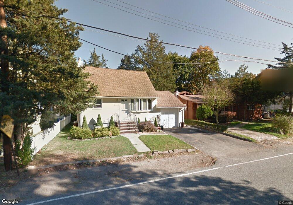 517 Skyline Lake Dr, Ringwood, NJ 07456 - photo 1