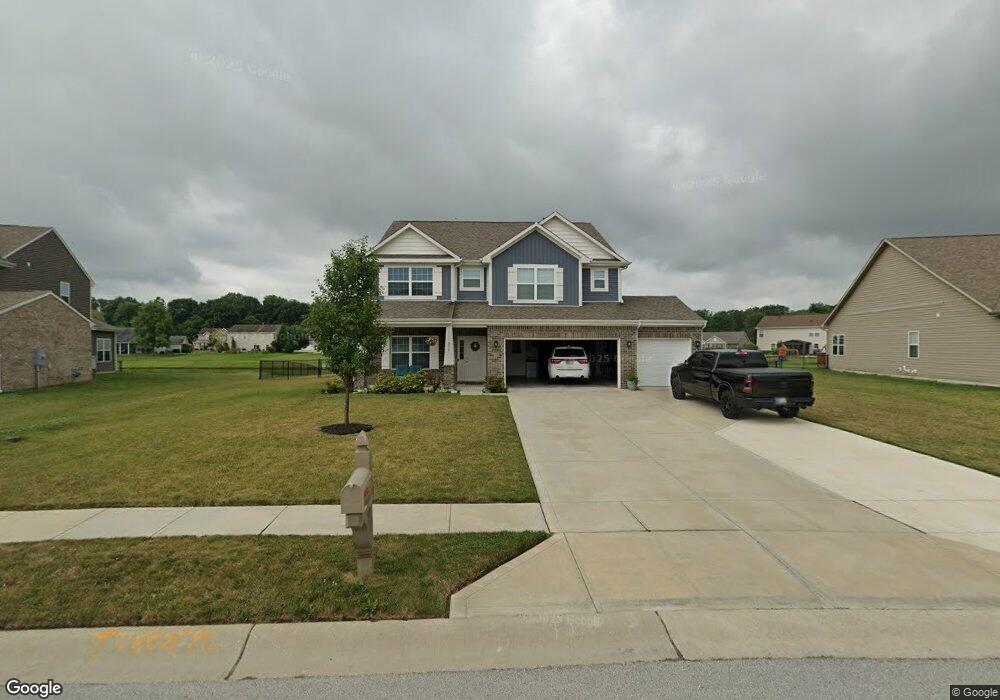 218 Larimar Dr, Whiteland, IN 46184 - photo 1