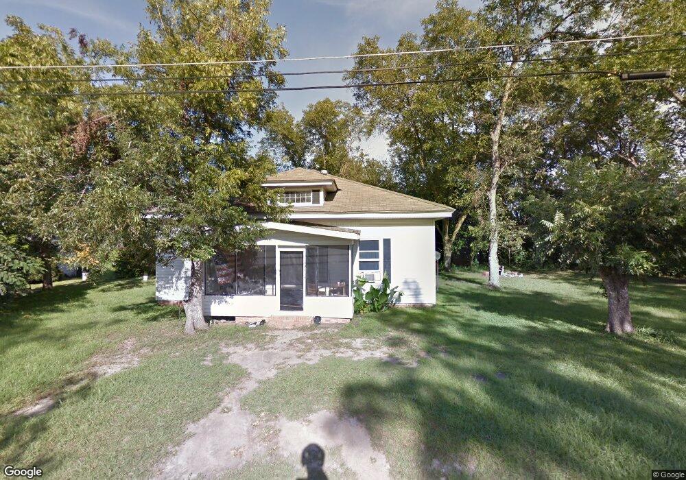 204 N Gordon Ave, Adel, GA 31620 - photo 1