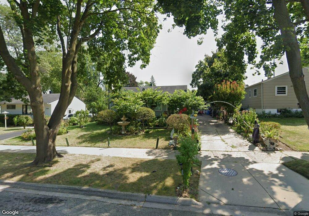 2441 W Cheyenne Rd, Waukegan, IL 60087 - photo 1